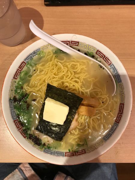 「塩バターラーメン 680円・大盛り 70円」@どさん子ラーメン 八重洲店の写真