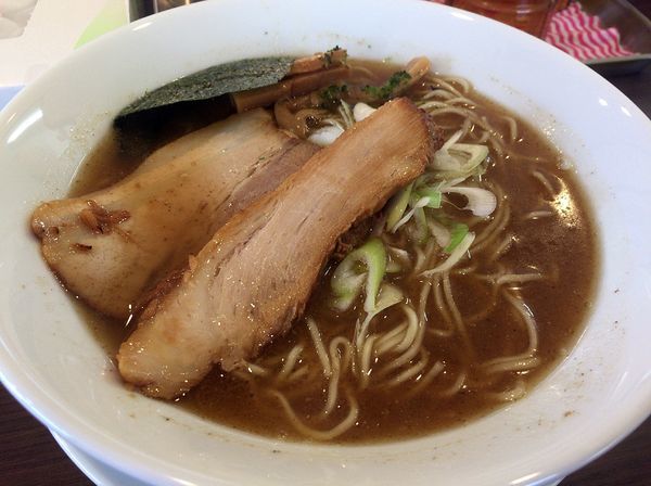 「アゴだし中華そば（750円）」@魚介豚骨らーめん きたもと屋の写真