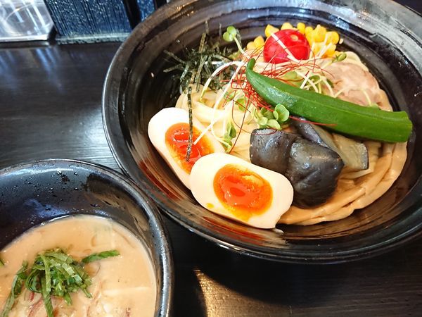「【限定】冷汁つけ麺800円＋味玉100円」@麺や 笑 ～Sho～の写真