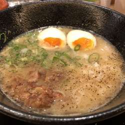 牛骨白湯ラーメン玉