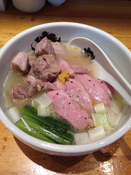 「鴨中華そば(塩)鴨チャーシューMIX」@満鶏軒の写真