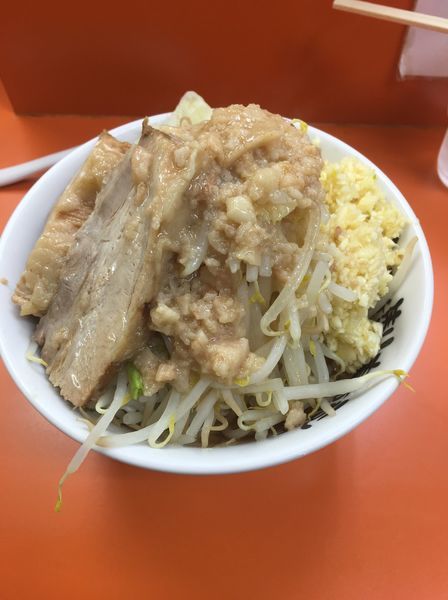「ラーメン ニンニクマシ、アブラマシ」@暴豚製麺所の写真