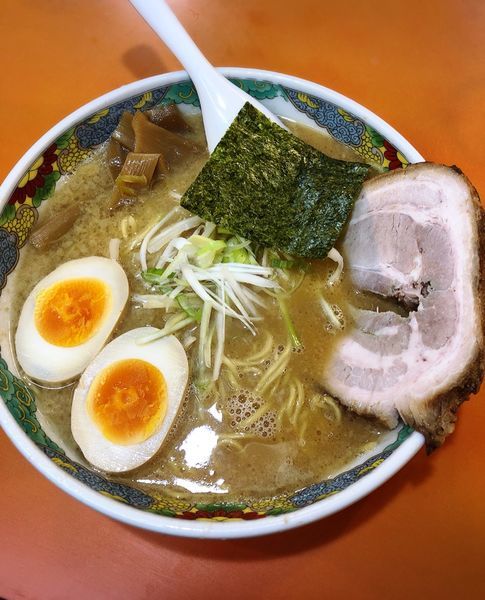 「ラーメン(味玉)」@幸来の写真
