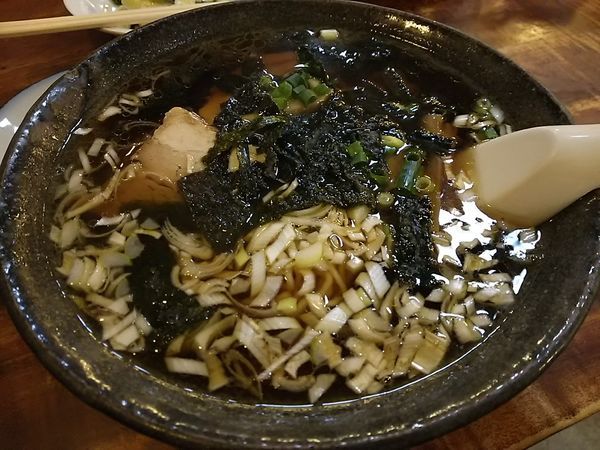 「丸幸ラーメン　＋ウーロン茶」@中国料理 丸幸の写真