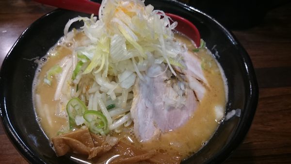 「味噌ラーメン（830円）」@麺処 花田 池袋店の写真