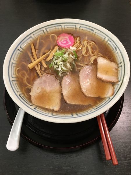 「新味 しょうゆラーメン」@らーめん山頭火 札幌北1条チカホ店の写真