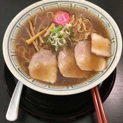 新味 しょうゆラーメン