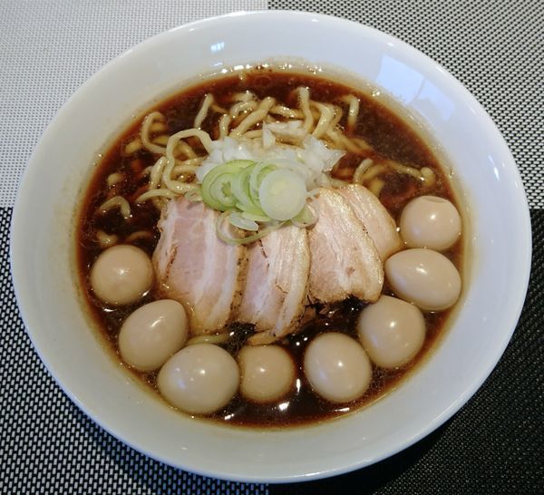 「【限定】武里式ラーメン＋うず乱舞」@煮干乱舞の写真