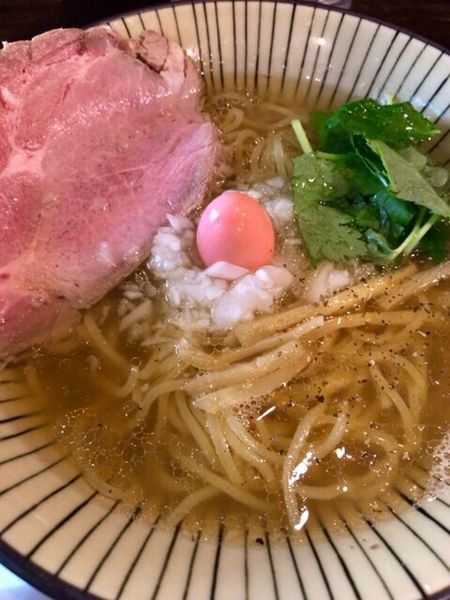 「白らーめん」@仮麺中(ぬちぐすい)の写真