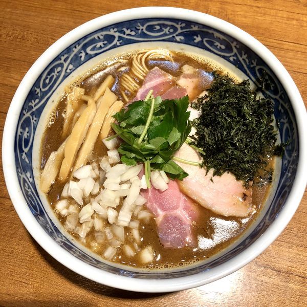 「【限定】アゴ煮干の醤油豚骨そば ￥800」@寿製麺よしかわ 川越店の写真