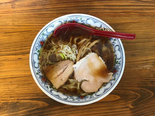 「醤油らー麺」@くじら食堂の写真