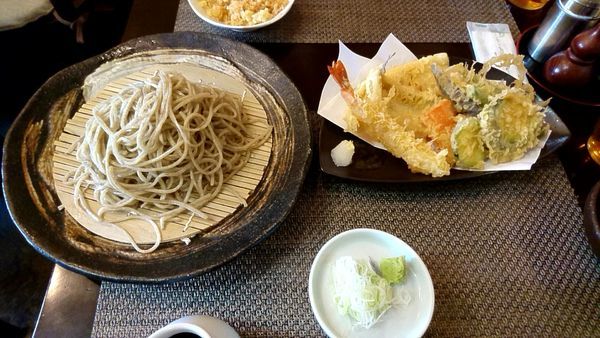 「魚貝天もり蕎麦　1750円」@自家製粉手打蕎麦 猪口才の写真