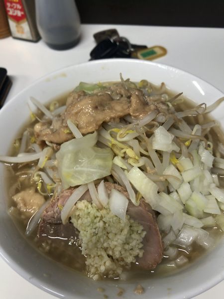 「119ラーメン 麺すくなめ ニンニク アブラ」@ぶたまるの写真
