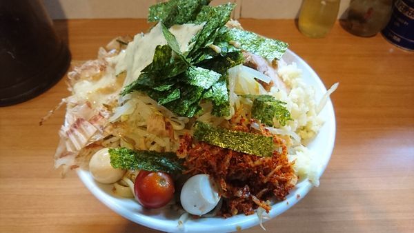 「【期間限定】冷やし中華Ａ(ニンニク･海老辛)」@豚星。の写真