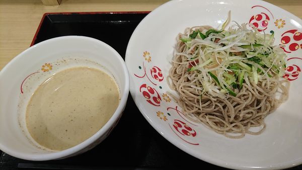 「香味野菜の冷や汁そば(500円)」@いろり庵きらく 浦和店の写真