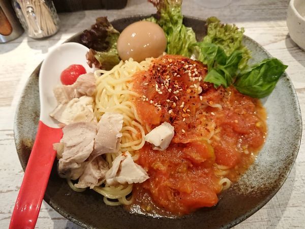 「【限定】冷やしトマト冷麺800円＋味玉(クーポン)」@麺屋 誉の写真