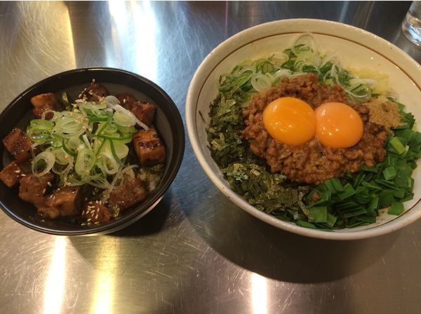 「台湾まぜそば＆チャーシュー丼」@麺屋やまひで 春日井店の写真