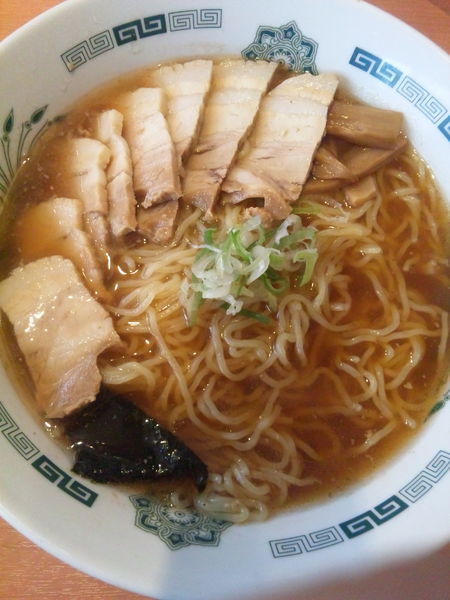 「中華そば390円+チャーシュー200円」@日高屋 草加西口店の写真