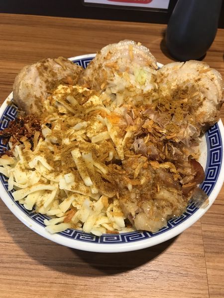 「汁なし 中 豚2枚 カレーに変身」@びんびん豚の写真