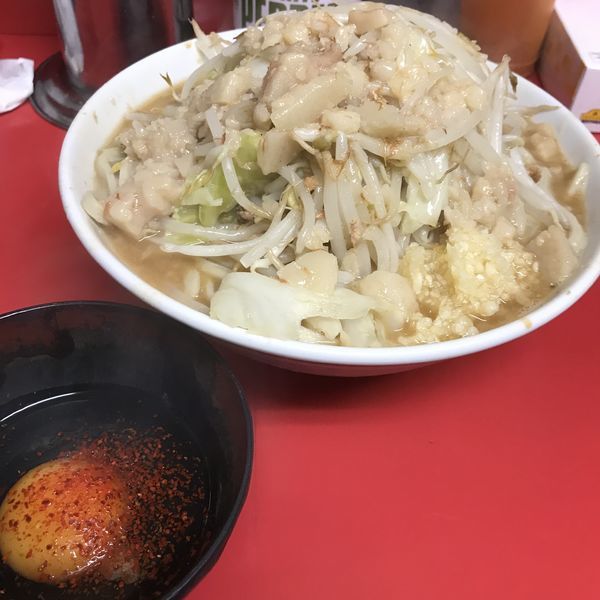 「小 カタカタ少な目 タマゴ」@ラーメン二郎 仙台店の写真