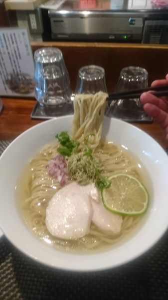 「【限定】地鶏と昆布の冷やしそば」@らぁ麺 やまぐちの写真