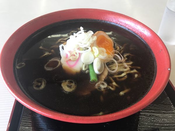 「漆黒しょうゆらーめん 730円」@猪苗代らーめん 本陣の写真