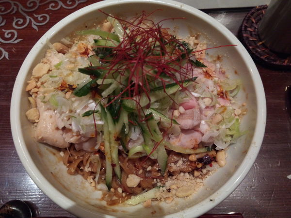 「炎鶏（四川風よだれ鶏のまぜそば）」@つけ麺 繁田の写真