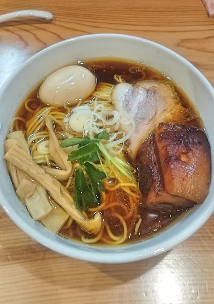 「らーめん&厚切チャーシュー&味玉」@麺屋 繁の写真
