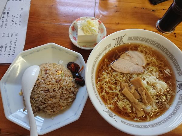 「半チャーハンラーメン 700円」@源ちゃんラーメンの写真