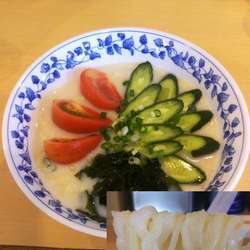 （限定）冷し豆乳ラーメン￥８００