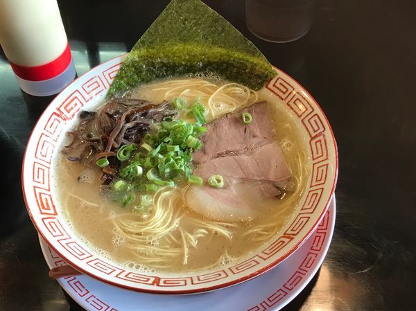「長浜ラーメン」@博多長浜らーめん 六角堂の写真