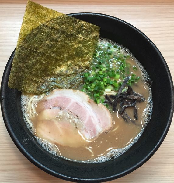 「らーめん650円」@九州とんこつらーめん ひらさわの写真