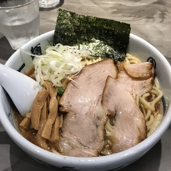 「らーめん大盛り　900円」@麺屋武蔵 浜松町店の写真
