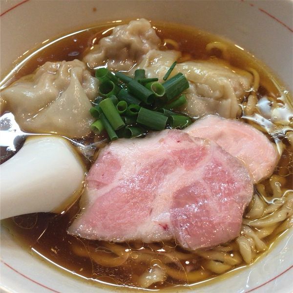 「手打ちワンタン麺」@らーめん かねかつの写真