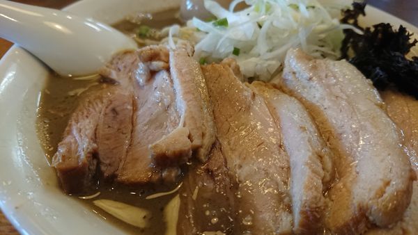 「濃厚煮干そば」@中村屋総本山の写真