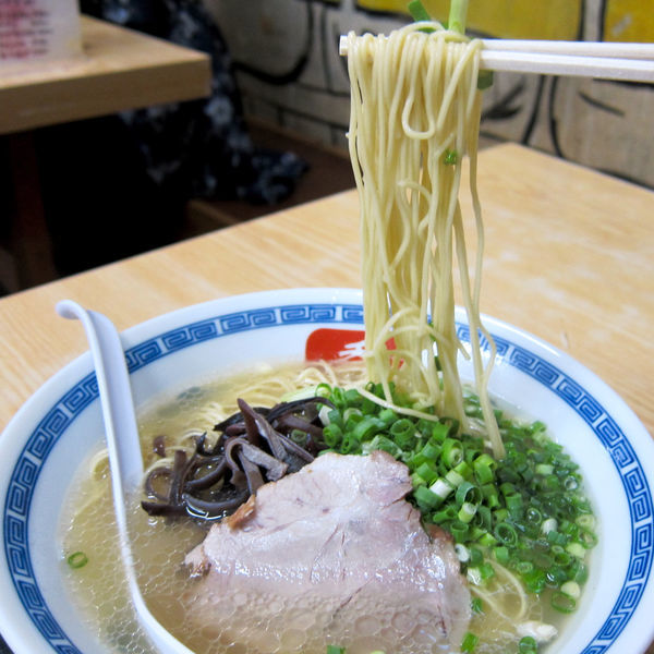 「長浜ラーメン 650円」@長浜らーめん 呑龍の写真