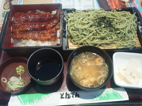 「うな重そばセット 2480円＋tax」@和食レストラン とんでん 狭山ケ丘店の写真