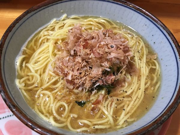 「とりそば 海醤油 細麺 大盛 ポークオイル」@スープ研究処 ぶいよんの写真