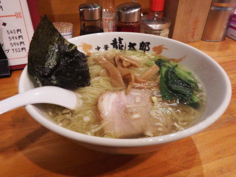 「塩ラーメン」@中華 龍太郎の写真