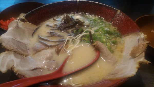 「豚骨」@博多らーめん 麺屋 小鉄 日立店の写真