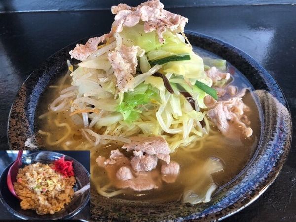 「冷やし野菜タンメン780円、半チャーハン300円」@麺屋 月影 上横場店の写真