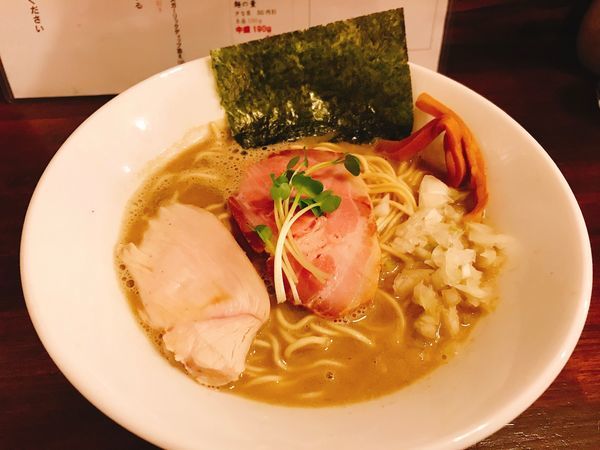 「荒炊煮干そば800円＋烏賊玉ハーフ(イカダマパンチ)100円」@煮干専門 中華そば 平八の写真