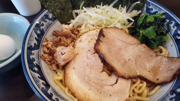 「特製油そば 塩（温泉玉子に変更）」@蝙蝠の写真