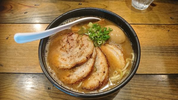 「味玉醤油チャーシュー麺 1080円」@麺匠 るい斗の写真