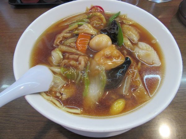 「うまに麺（７７０円）＋餃子＋ウーロン茶」@珍來 石岡東光台の写真