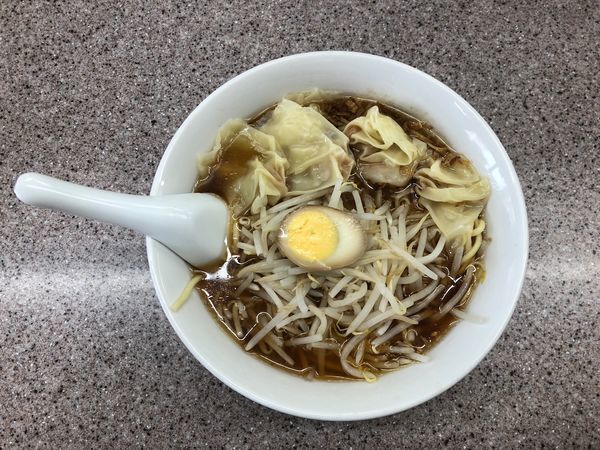 「ワンタン麺」@中華麺店 喜楽の写真