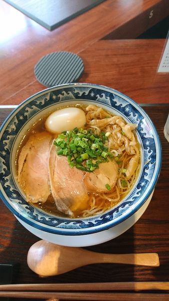 「醤油ラーメン味玉トッピング900円」@麺処 山一の写真