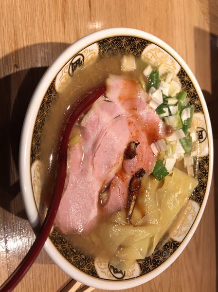 「すごい煮干しラーメン」@すごい煮干ラーメン凪 池袋西口店の写真