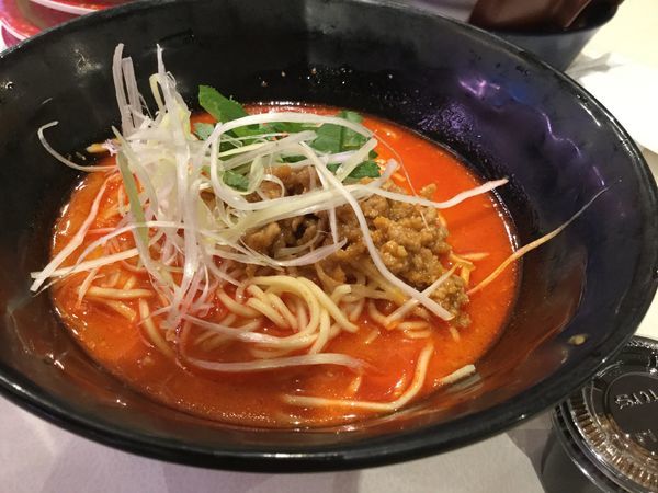 「旨辛濃厚冷やし坦々麺410円」@はま寿司 ポンテポルタ千住店の写真