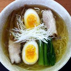 味玉ラーメン塩